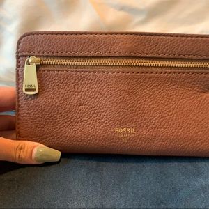 Fossil wallet
